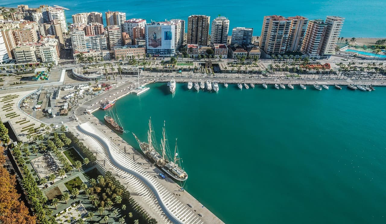 Viaje desde Barcelona a Málaga · Málaga
