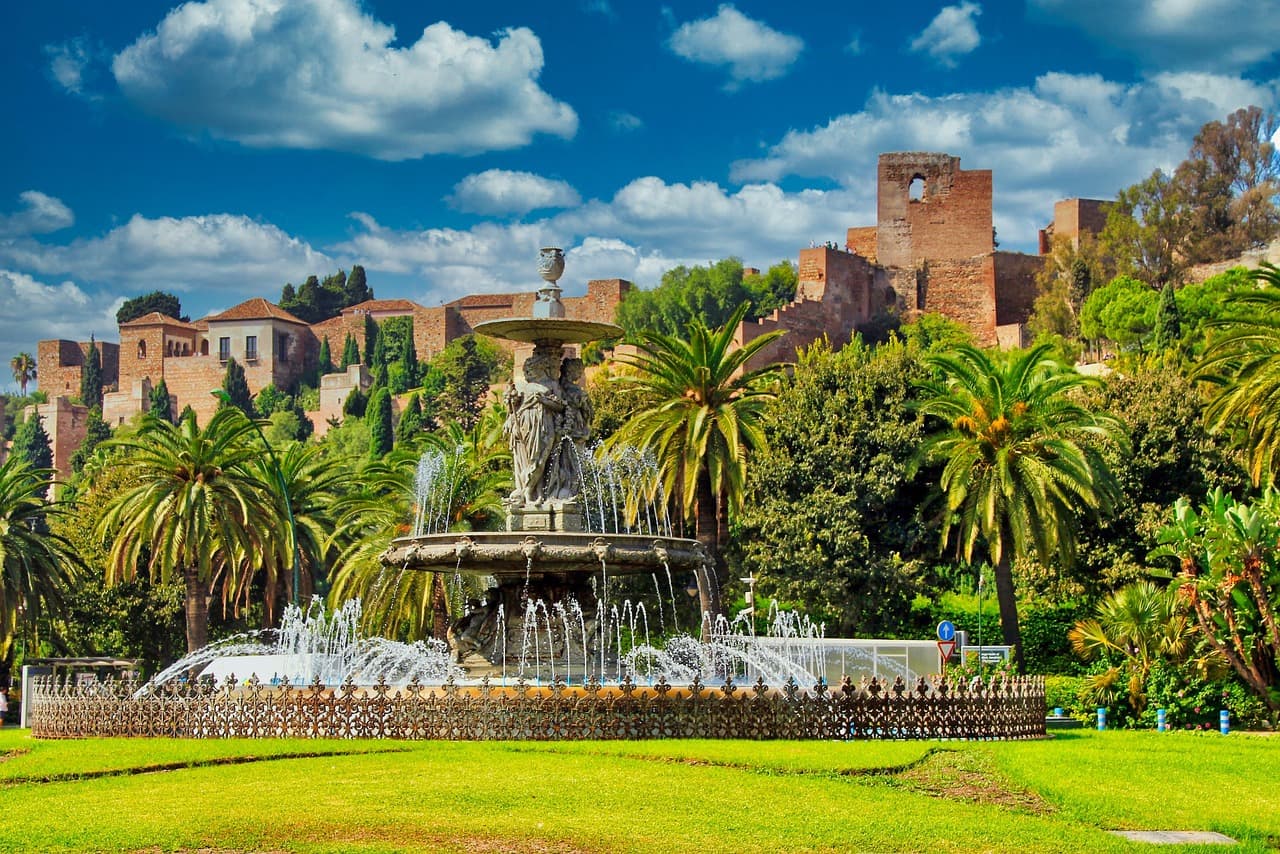 Málaga/ Alcazaba/ Castillo de Gibralfaro/ Larios · Málaga