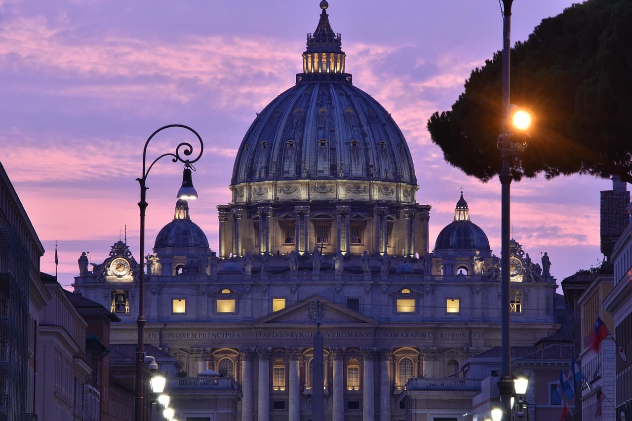 Museos Vaticanos /Capilla Sixtina/Castillo San Angelo · Roma