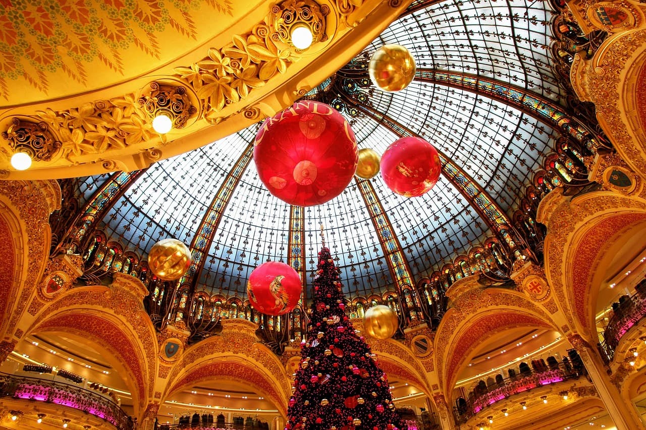 Campo de Marte/ Torre Eiffel/ Galerias Lafayette · París